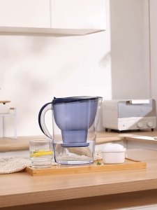 ส่งองค์ประกอบตัวกรอง JAVIT เหยือกกรองน้ำ ความจุ 2.8L เหยือกกรองน้ำอเนกประสงค์ การกรองละเอียดสี่เท่า จอแสดงผลดิจิตอล สิ่งสกปรกกรอง กรองน้ำดื่มให้ดื่มได้อย่างปลอดภัยยิ่งขึ้น ถ้วยกรองน้ำในครัว