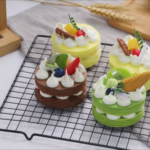 เค้กปลอมนุ่มนิ่ม ส่งจากไทย 2แบบ 10.5*10cm.