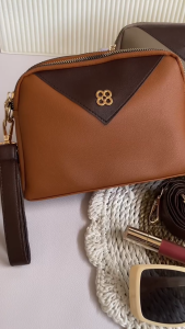 TAKKA Tas Selempang HP Multifungsi Wanita Bahan Premium Realpic