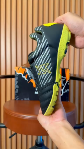 Kick Athletic Sepatu Futsal Stripes IN 22118 Black Neon