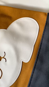 กระเป๋าผ้า กระเป๋าสะพายใบใหญ่ สะดวกพกพาย่ามเที่ยว ลายแมว มีซับใน และกระเป๋าซ้อน เนื้อผ้าดี