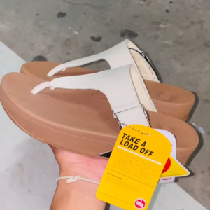 รองเท้า Fitflop ของผู้หญิงไซด์ 36 ถึง 40 สินค้าจัดส่งทุกวันสินค้าตรงปก(สินค้าจัดส่งจากไทย)