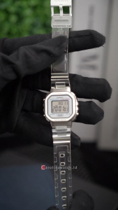 Jam Tangan Wanita  Casio General   LA-20WHS-7A Digital White Dial Transparent Resin Band