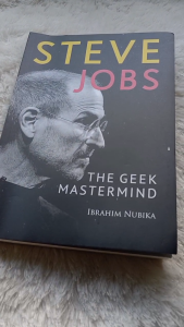 Buku Obral Murah Steve Jobs: The Geek Mastermind