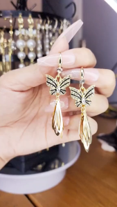 Bông tai nữ kiểu hot trend tua rua kết bươm bướm phong cách sang chảnh dự tiệc kiểu dáng đơn giản dễ kết hợp phong cách Hàn Quốc BSTKD - [NaLa Shop]