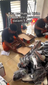 Sepatu Safety Pria Ujung Besi Anti Selip Kerja Lapangan Sepatu Kulit Asli Hipzo Sepatu Safety Ukuran Eu 39-43 - Lazada