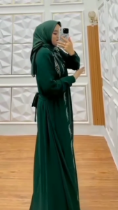 Gamis Terbaru 2024 Mewah Nayraa Dress Busui Bahan Ceruty Apk Swarovski Cantik Fashionable Dan Elegan