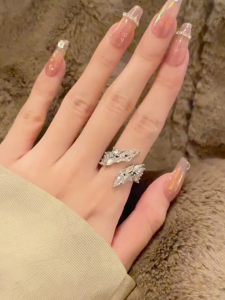 American hottie sweetheart style adjustable size ring phoenix tail shape suitable for daily use birthday parties Valentines Day gifts anniversary gifts social photography