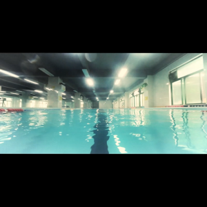 New RC 2.4G Amphibious Remote Control Tank New Technology VS Childrens Electric Toys kids Birthday Gifts for Outdoor Swimming pool