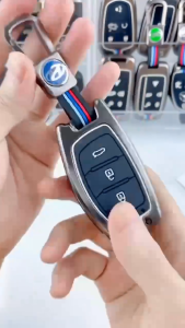Ốp Chìa Khóa Xe Hyundai i10 Tucson Elantra Hợp Kim Cao Cấp MẪU CHÌA THÔNG MINH Họa Tiết 3 Sọc Màu Lịch Lãm Sang Trọng