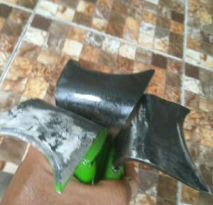 Alat pengupas atau pengerik tebu dan pengupas kulit tebu