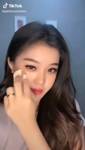 Gietin Exquisite Loose Powder: Bedak Tabur Long Lasting & Oil Control