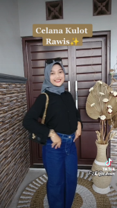 Celana Jeans Kulot Rawis Polos Wanita Dewasa