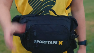 Sporttape Bum Bag กระเป๋าคาดเอว รุ่นกันน้ำ สำหรับสายลุย ขนาด 10 ซม. x 28 ซม. x 18 ซม.