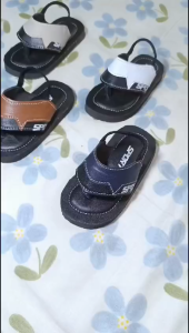 Sandal Jepit anak usia 1 sampai 3 tahun dengan karet penutup aman dan ringan Fashion Kaki