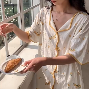 Bộ Đồ Ngủ Mỏng Mùa Hè Tay Ngắn Phong Cách Mới 2023 Cho Nữ
