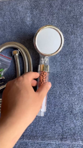 Bộ Vòi Sen Visenta Tay Vòi Tắm Tăng Áp Có Các Hạt Lọc Nước Nano Ren 21 Thông Dụng ST09