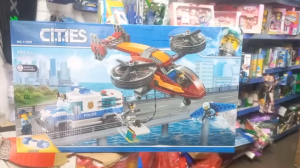 Đồ chơi xếp hình thành phố larii 11209 - Ô tô trực thăng cảnh sát truy bắt cướp 424 mảnh