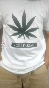 KAOS TSHIRT BAJU LGN VEGETARIAN TERBARU FULL KATUN BAHAN ADEM WHITE & BLACK KEREN(REALPICT)