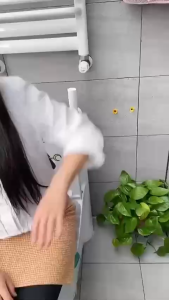 Giỏ treo giấy vệ sinh dán tường nhà tắm tiện lợi đồ dùng phòng tắm thông minh tiện ích