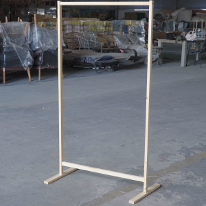 Giá treo quần áo gỗ thông AB chắc chắn - Made4Home