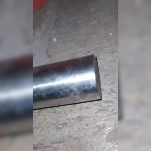 Per10cm AS SS 38mm Stainless Steel 38mm Potongan Panjang Rod Bulat OD\\n\\n Deskripsi Produk\\n\\nPer10cm AS SS 38mm Stainless Steel 38mm Potongan Panjang Rod Bulat OD adalah produk bahan berkualitas tinggi yang tersedia dalam berbagai ukuran. Produk ini sangat cocok untuk berbagai kebutuhan konstruksi dan industri. Untuk mendapatkan ukuran yang Anda inginkan, silakan baca deskripsi sebelum melakukan pemesanan.\\n\\n Spesifikasi Barang\\n\\nBerikut adalah spesifikasi barang Per10cm AS SS 38mm Stainless Steel 38mm Potongan Panjang Rod Bulat OD:\\n\\n- Diameter: 38mm\\n- Material: Stainless Steel\\n- Panjang: 10cm per unit\\n\\n Cara Hitung Jumlah Order\\n\\nUntuk menghitung jumlah pesanan Anda, ikuti aturan berikut:\\n\\n- Beli 1 unit, dapat 10cm\\n- Beli 2 unit, dapat 20cm\\n- Beli 10 unit, dapat 100cm\\n\\nJika Anda ingin ukuran tertentu, tuliskan permintaan khusus di catatan toko. Misalnya, jika Anda membeli 7 unit dan ingin dipotong menjadi 20cm dan 50cm, tuliskan di catatan toko: \\\"dipotong 20cm dan 50cm\\\".\\n\\n Pemesanan & Pengiriman\\n\\n Permintaan Khusus\\n\\nAnda dapat menulis permintaan khusus di catatan toko, seperti memotong panjang besi menjadi ukuran tertentu. Namun, perlu diperhatikan bahwa ukuran maksimum per lonjor adalah 150cm dan ukuran minimum adalah 5cm.\\n\\n Batasan Pengiriman\\n\\nPemesanan online maksimum per lonjor panjang 150cm. Jika pesanan Anda melebihi batas ini, pesanan Anda akan dipotong secara acak atau disesuaikan sesuai dengan batasan expedisi dan wilayah pengiriman.\\n\\n Tips Penggunaan & Perawatan\\n\\n Cara Menggunakan Per10cm\\n\\nUntuk menggunakan Per10cm AS SS 38mm Stainless Steel 38mm Potongan Panjang Rod Bulat OD, pastikan Anda memahami kebutuhan konstruksi atau industri Anda. Jika Anda memerlukan ukuran tertentu, tuliskan permintaan khusus di catatan toko.\\n\\n Perawatan Barang\\n\\nUntuk merawat Per10cm AS SS 38mm Stainless Steel 38mm Potongan Panjang Rod Bulat OD, pastikan Anda menyimpannya di tempat yang kering dan bersih. Hindari kontak langsung dengan air atau bahan kimia yang dapat merusak material stainless steel.\\n\\nDengan mengikuti petunjuk ini, Anda dapat memaksimalkan manfaat dari Per10cm AS SS 38mm Stainless Steel 38mm Potongan Panjang Rod Bulat OD. Pastikan untuk membaca deskripsi produk sebelum melakukan pemesanan dan mengikuti petunjuk penggunaan dan perawatan untuk mendapatkan hasil terbaik.\n}