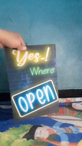 Hiasan Dinding Neon Flex Menyala Ukuran 20 x 30