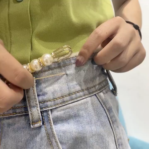 Ghim Cài Áo Quần Phong Cách Hàn Điều Chỉnh Thắt Lưng Quần Phụ Kiện Thời Trang