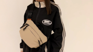 Comelnya Nylon Chest Bag Simple Design Multifunction Sleek Design Beg Dada Lelaki Ringkas Desain Kemas Multifungsi