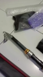 Joran Pancing Teleskopik Portabel Tongkat Pancing Berputar Super Keras Bahan Serat Kaca 1.8M-3.3M Bepergian Ultra Ringan Untuk Memancing Di Kapal