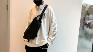 Trendy Mens Chest Bag Fashionable Casual Shoulder Bag Multifunctional Waterproof