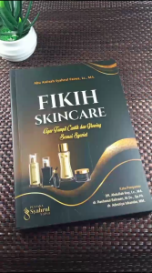 BUKU Fikih Skincare - Pustaka Syahrul Fatwa