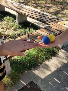 Bóng ảo thuật mút xốp có nhiều màu mới nhất 2024