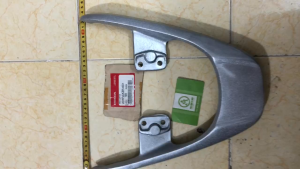 Quai Yên dành cho xe máy Future neo loại 1 { chất liệu nhôm }