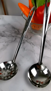 Centong Stainless Steel Centong Lubang & Polos / Centong Irus Sayur Kuah Sup Tahan Karat