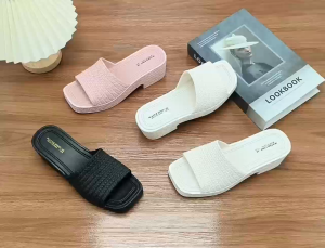 M-10 Outdoor sandals fashionable womens slippers thick-soled non-slip high-quality good-looking comfortable to wear Korean version.