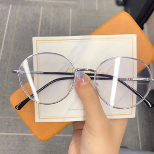 0-400 Photochromic Graded Glasses: High-end Mens and Womens Metal Round Frame Anti-radiation Glasses for Nearsighted