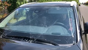 Gạt mưa ô tô Vinfast VF e34 các đời từ 2021 đến 2022. Gạt mưa cao cấp VTS-A5 gọng sắt Gạt mưa 5 khúc đa năng VTS-A7. 1 đôi gạt mưa tặng 5 viên sủi rửa kính ô tô."