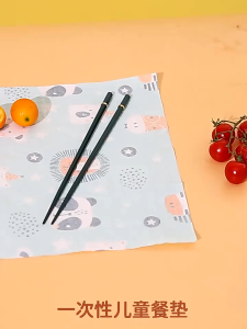 Local wholesaleMultiple patterns Placemats for Babies  Disposable Waterproof  Table Mat for Traveling Dinning Disposab