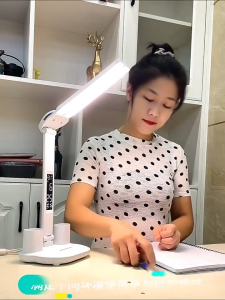 Vimite LED Smart Digital Display Touch Screen Desk Lamp Dimming Color Adjustment Anti-blue Light No Flicker For Study Student Bedroom Research Lamp Desk Lamp Rechargeable Reading Lamp With Pen Fan Dolder 2 Heads 180° Rotation 3 Light Color Give Charger