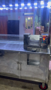 Xe nước mía 1m6 trên dưới bảng mica siêu sáng