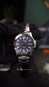 Jam Tangan Casio MTP-VD01D-1B: Desain Minimalis & Stainless