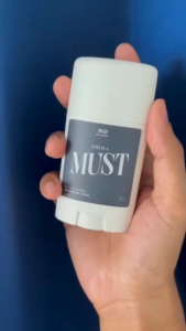 [พร้อมส่ง] BE SCENT ที่ทาเต่าบีเซนท์ กลิ่น This is a Must - TIAM กลิ่นหอมดูเป็นผู้นำ สมาร์ท เท่