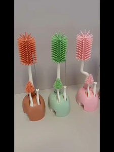 Sikat Pembersih Botol & Tatakan 4 in 1 HIPPOLAND: Aksesoris Perawatan Bayi yang Praktis