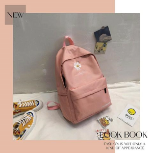 QLshop พร้อมส่งทุกพื้นที่ กระเป๋าสะพายหลังแฟชั่น ทรงสวย งานลายดอกไม้น่ารักกรุบกริบ มีให้เลือก 3 สี วัสดุคุณภาพดี ใส่ของได้เยอะ แบกหนังสือไปโรงเรียนได้สบายมาก สั่งเลย