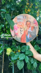 Tranh đồng hồ Thầy Thích Minh Tuệ trang trí nhà ở quán cà phê chủ đề hiện đại ( tặng móc treo và đinh treo)- in hình theo yêu cầu