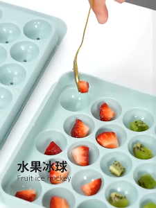 ทีทำนํ้าแข็ง แม่พิมพ์น้ำแข็ง บล็อกน้ำแข็ง พิมพ์ลูกแก้ว ทำวุ้น ทำน้ำแข็ง 33 ช่อง มีฝาปิด ถาดน้ำแข็ง มีฝาพลาสติก พลาสติกเกรดใส่อาหาร