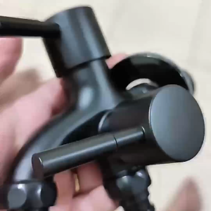 Kran Cabang & Keran Double 1/2 Inch Tembok: Panduan Lengkap