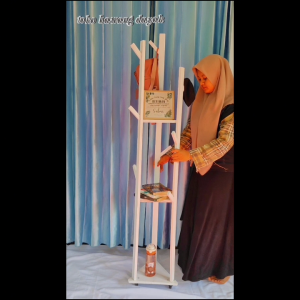 Rak Gantungan Baju Buku Serbaguna Stand Hanger Multifungsi Dengan Roda kayu Kuat Butik tas topi