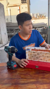 BỘ TUÝP 1/4 và 3/8 40 CHI TIẾT NỘI ĐỊA CÓ CẦN SIẾT TỰ ĐỘNG